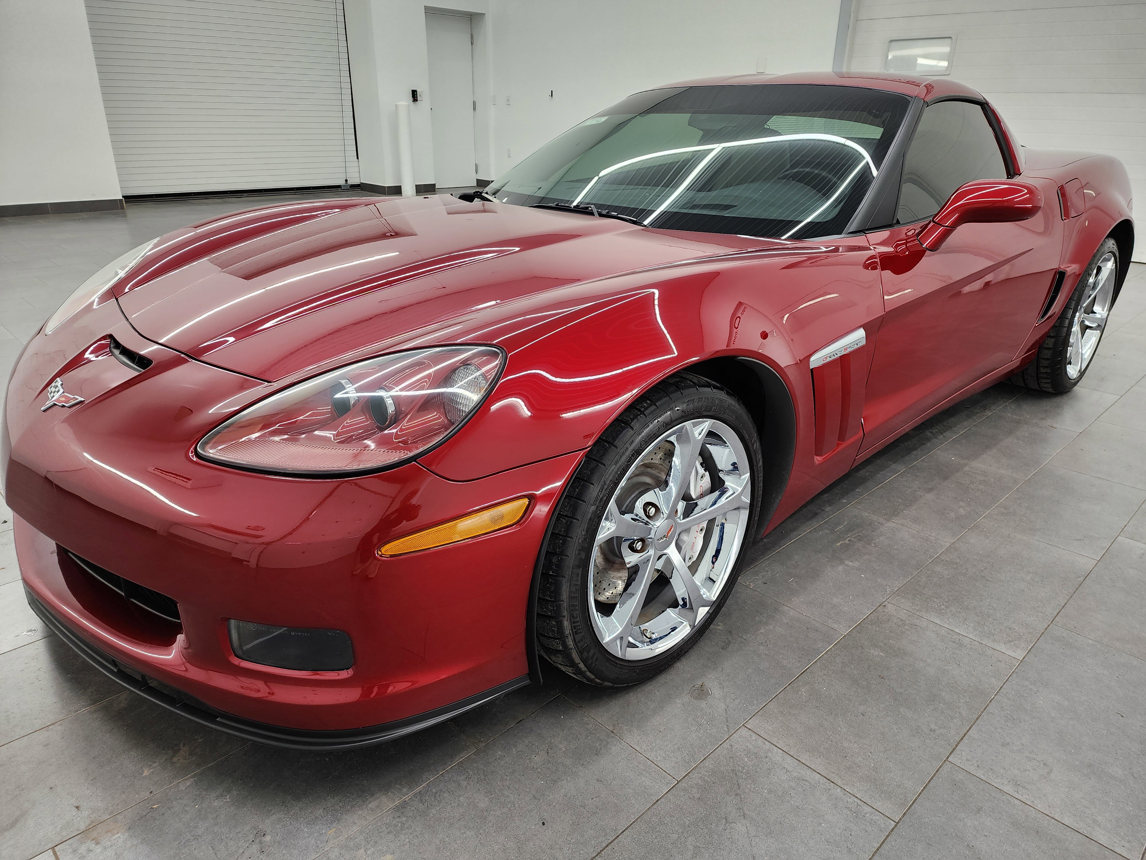 Used 2011 Chevrolet Corvette Grand Sport w/ Preferred Equipment Group RWD image 7