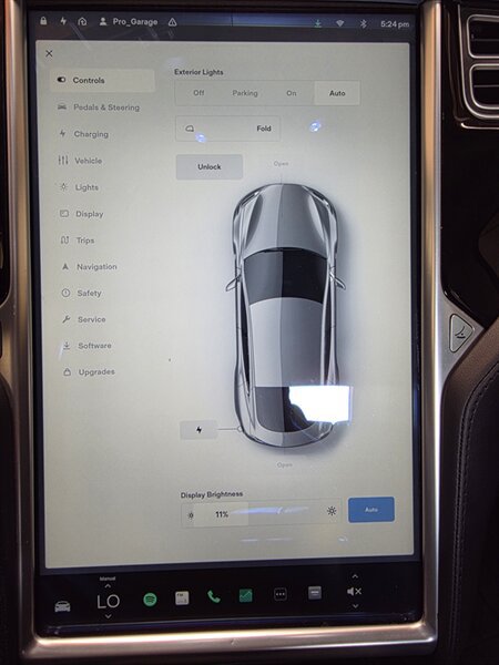 Used 2014 Tesla Model S 85 RWD image 14