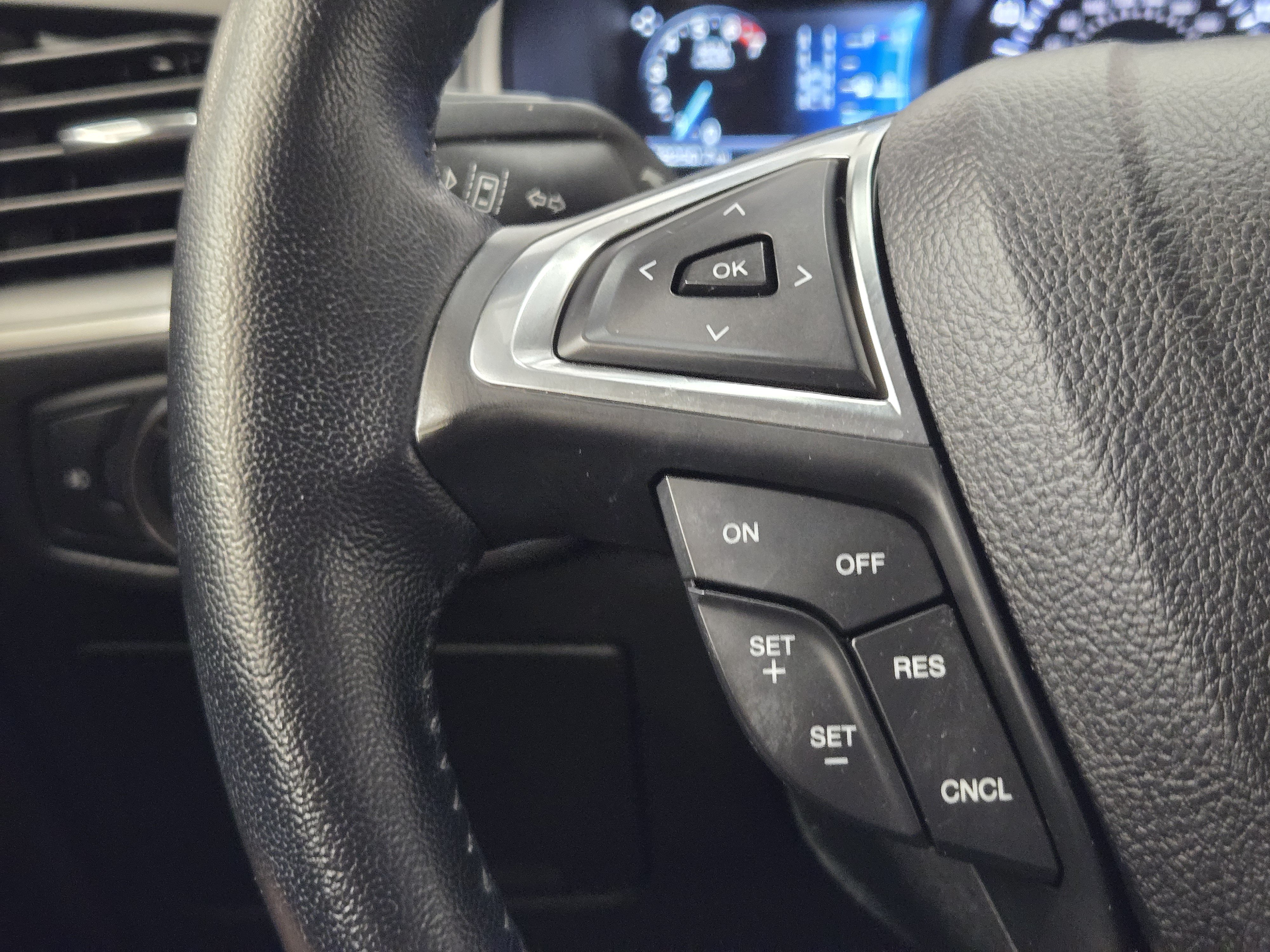 Certified 2022 Ford Edge SEL w/ Convenience Package AWD/4WD image 27