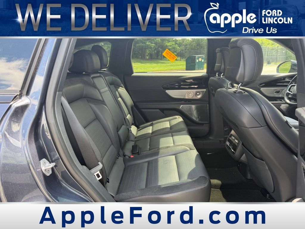 Certified 2024 Lincoln Nautilus Reserve w/ Equipment Group 203A AWD/4WD image 9