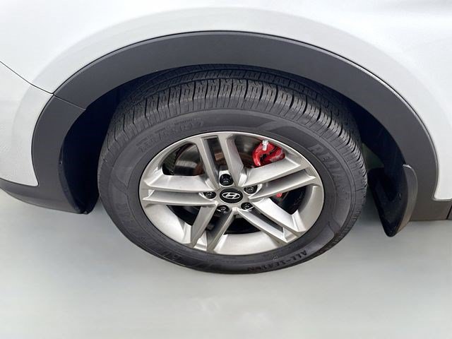Used 2018 Hyundai Santa Fe Sport w/ 2.4L Value Package 02 FWD image 42