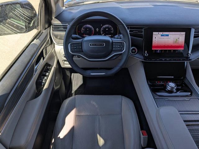 Used 2024 Jeep Wagoneer L Series II w/ Flexible Seating Group image 17