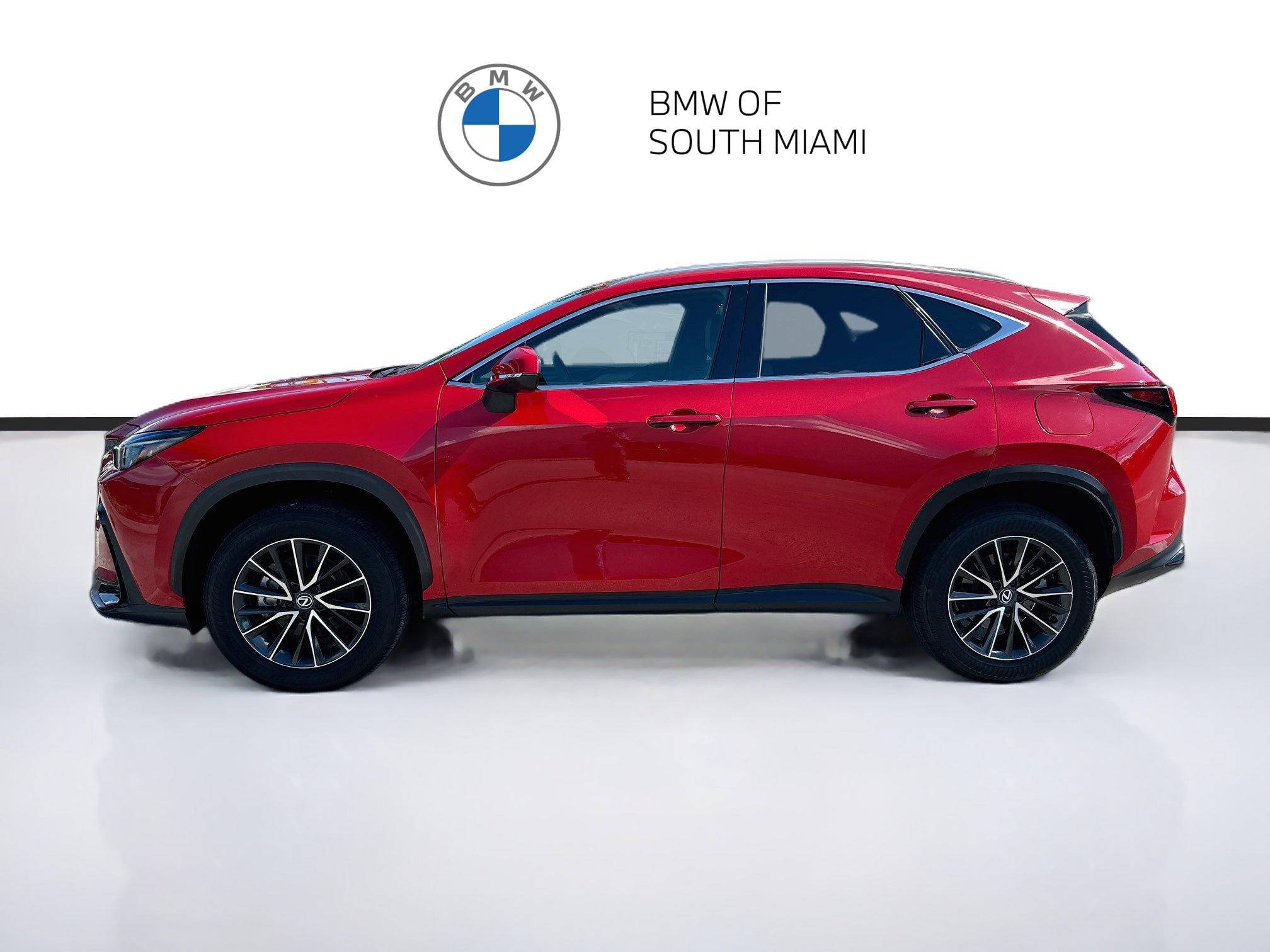 Used 2024 Lexus NX 250 FWD w/ Towing Package (2000 Lbs) image 4