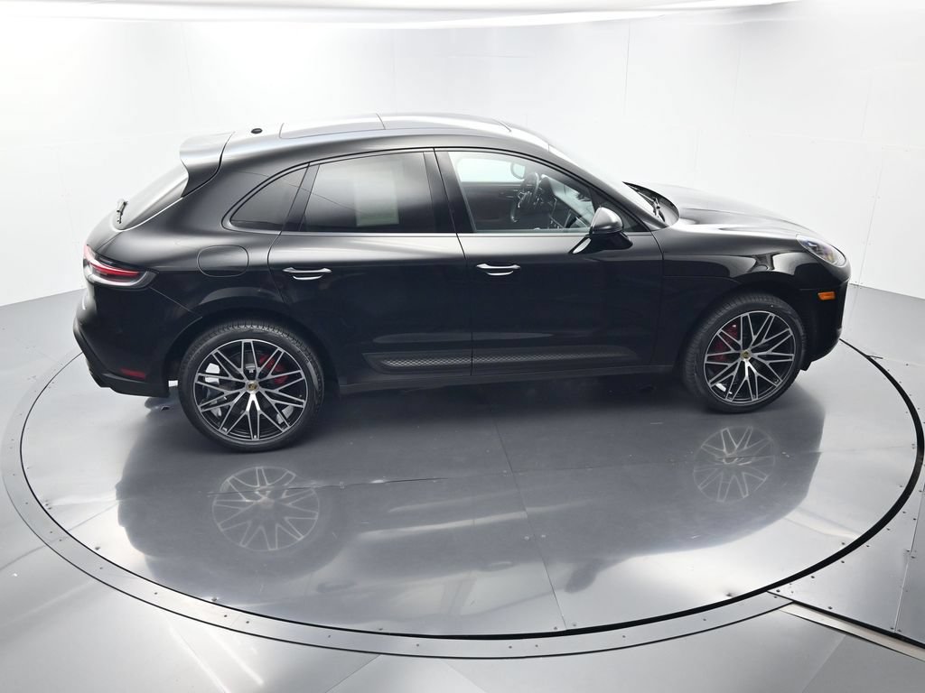 Certified 2023 Porsche Macan S AWD/4WD image 42
