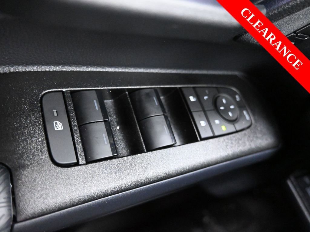 Used 2025 Toyota 4Runner 4WD image 26