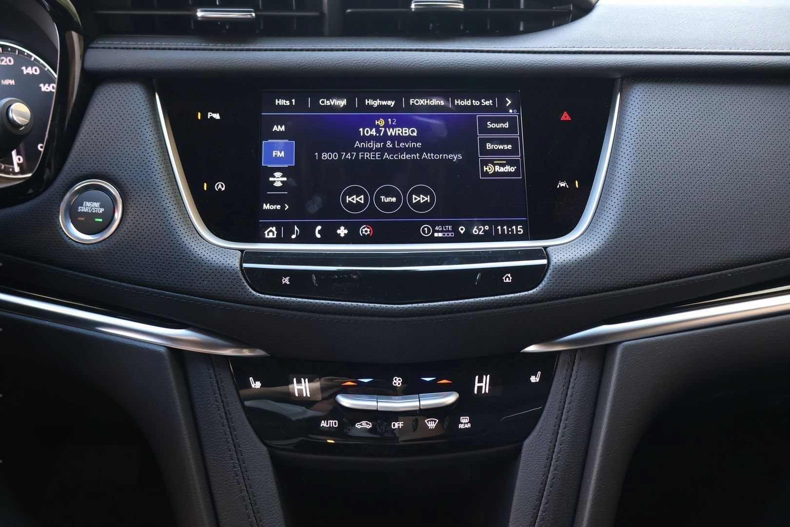 New 2025 Cadillac XT6 Luxury w/ LPO, Floor Liner Package AWD/4WD image 23