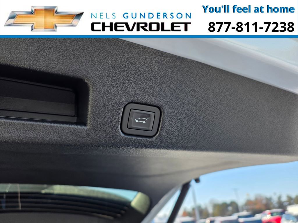 New 2026 Chevrolet Traverse Z71 w/ Enhanced Driving Package image 14