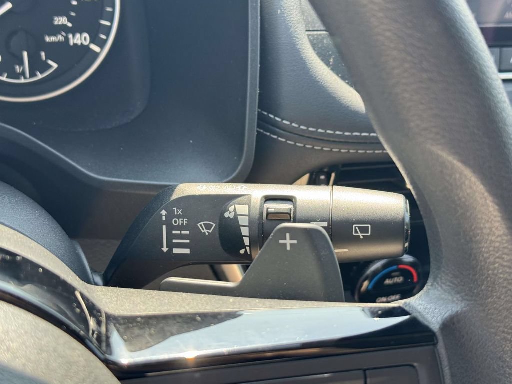 Used 2021 Nissan Rogue SV AWD/4WD image 22