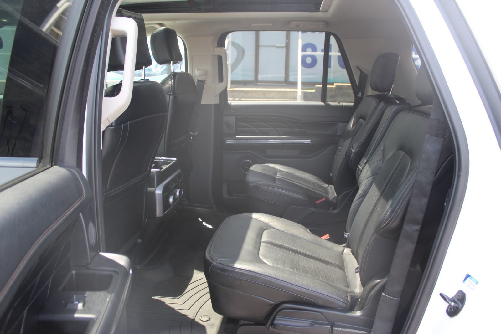 Used 2019 Ford Expedition Max Platinum AWD/4WD image 22