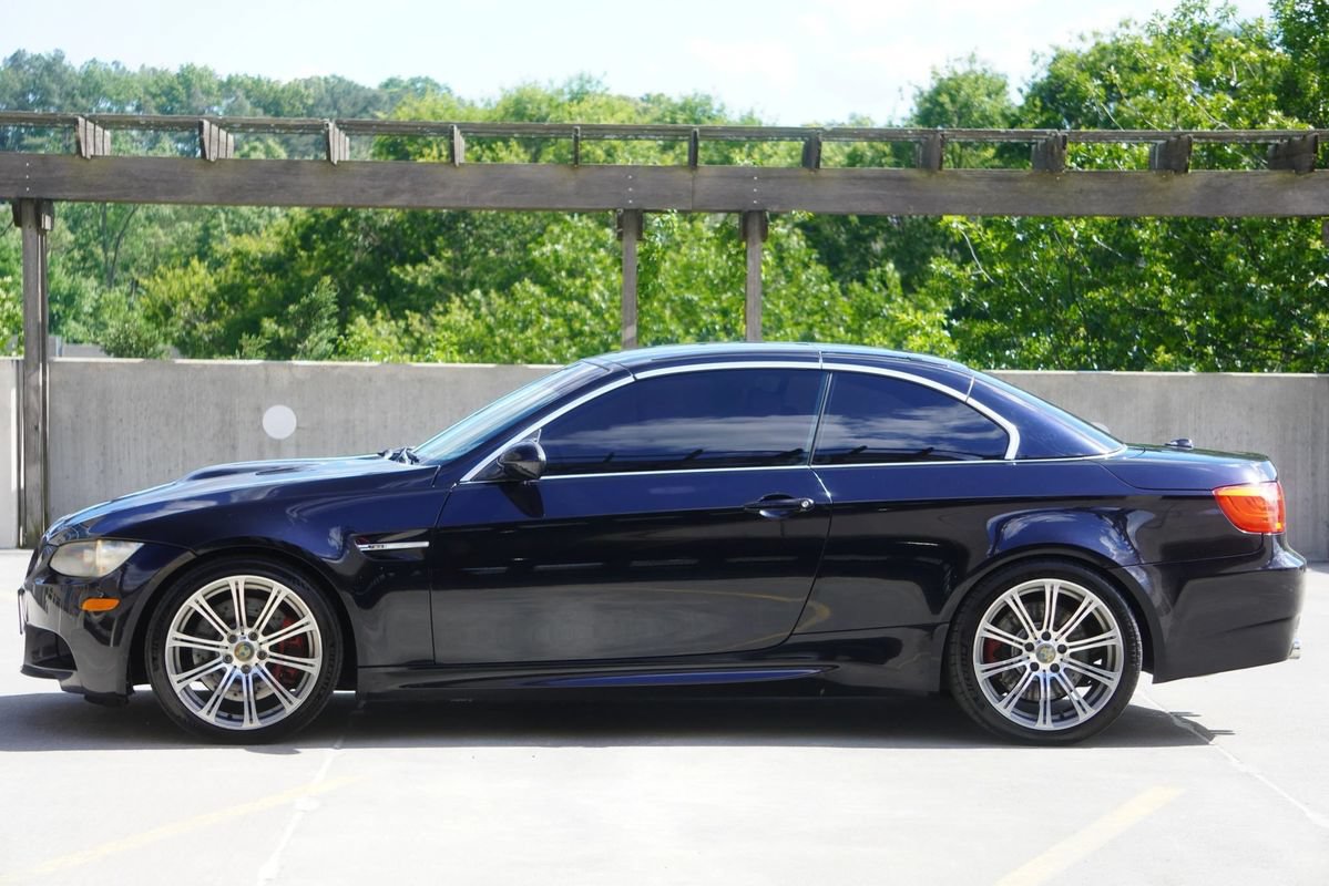 Used 2011 BMW M3 Convertible RWD image 12