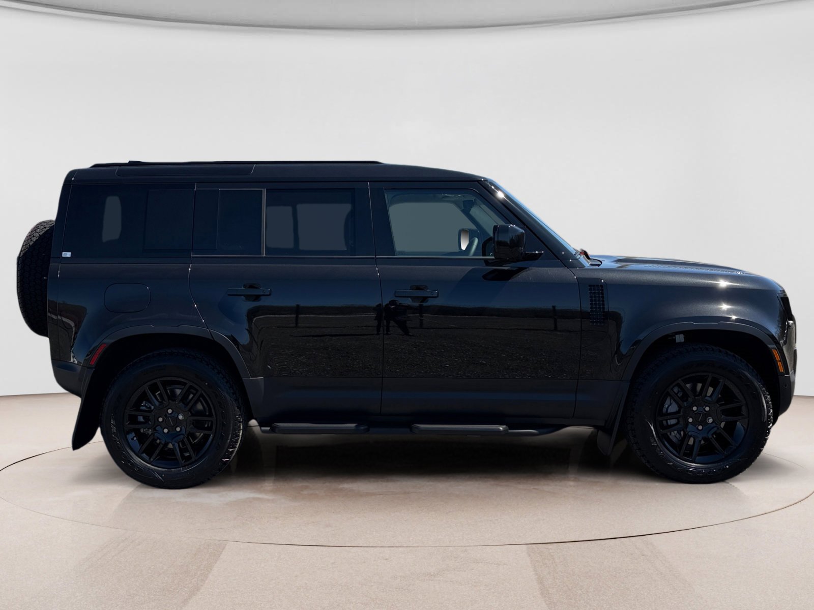 New 2026 Land Rover Defender 110 S AWD/4WD image 6
