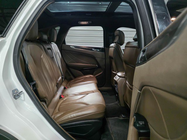 Used 2017 Lincoln MKC Reserve image 19