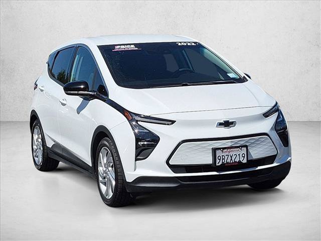 Used 2022 Chevrolet Bolt LT FWD image 3