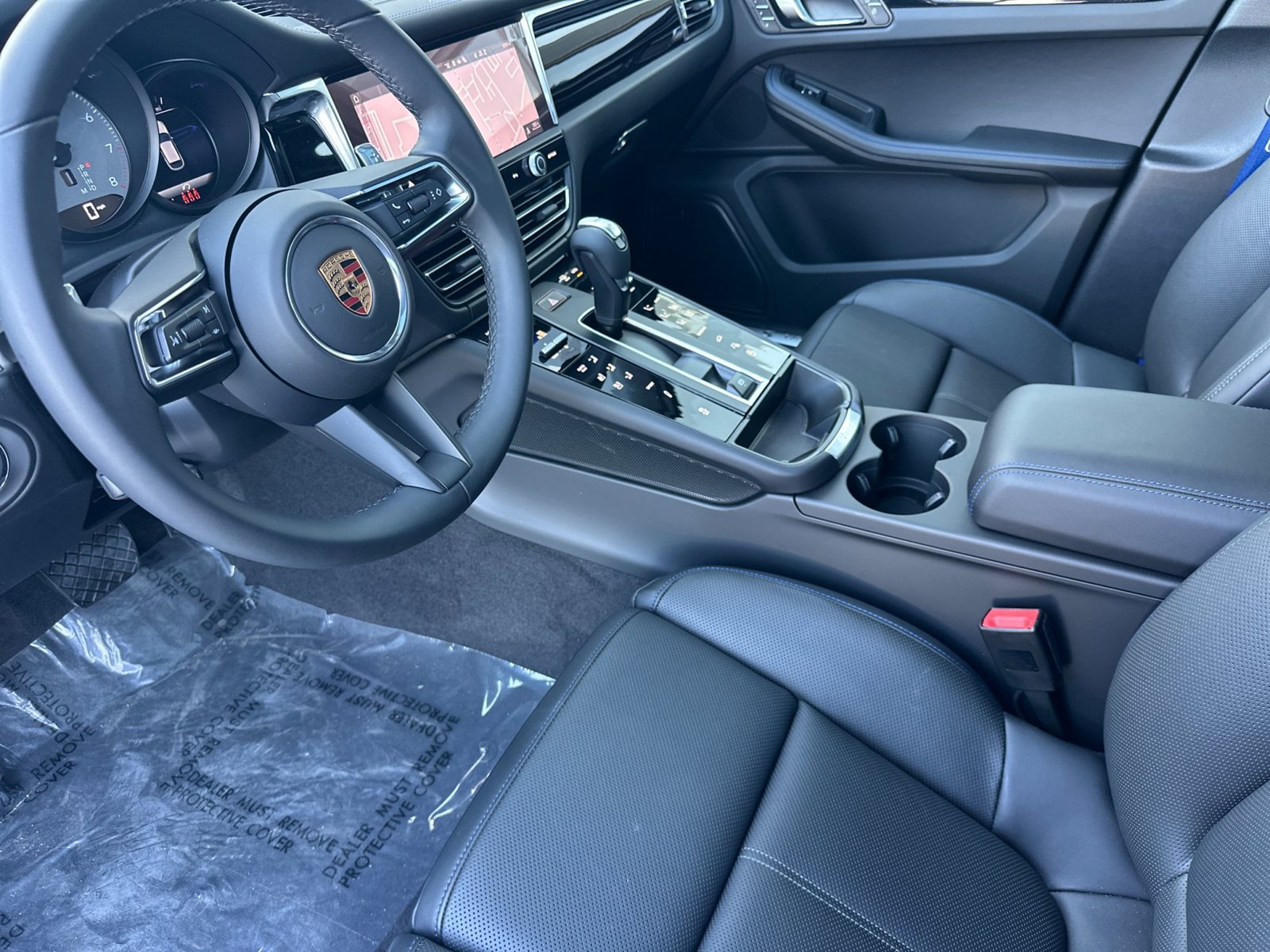 New 2026 Porsche Macan S AWD/4WD image 5