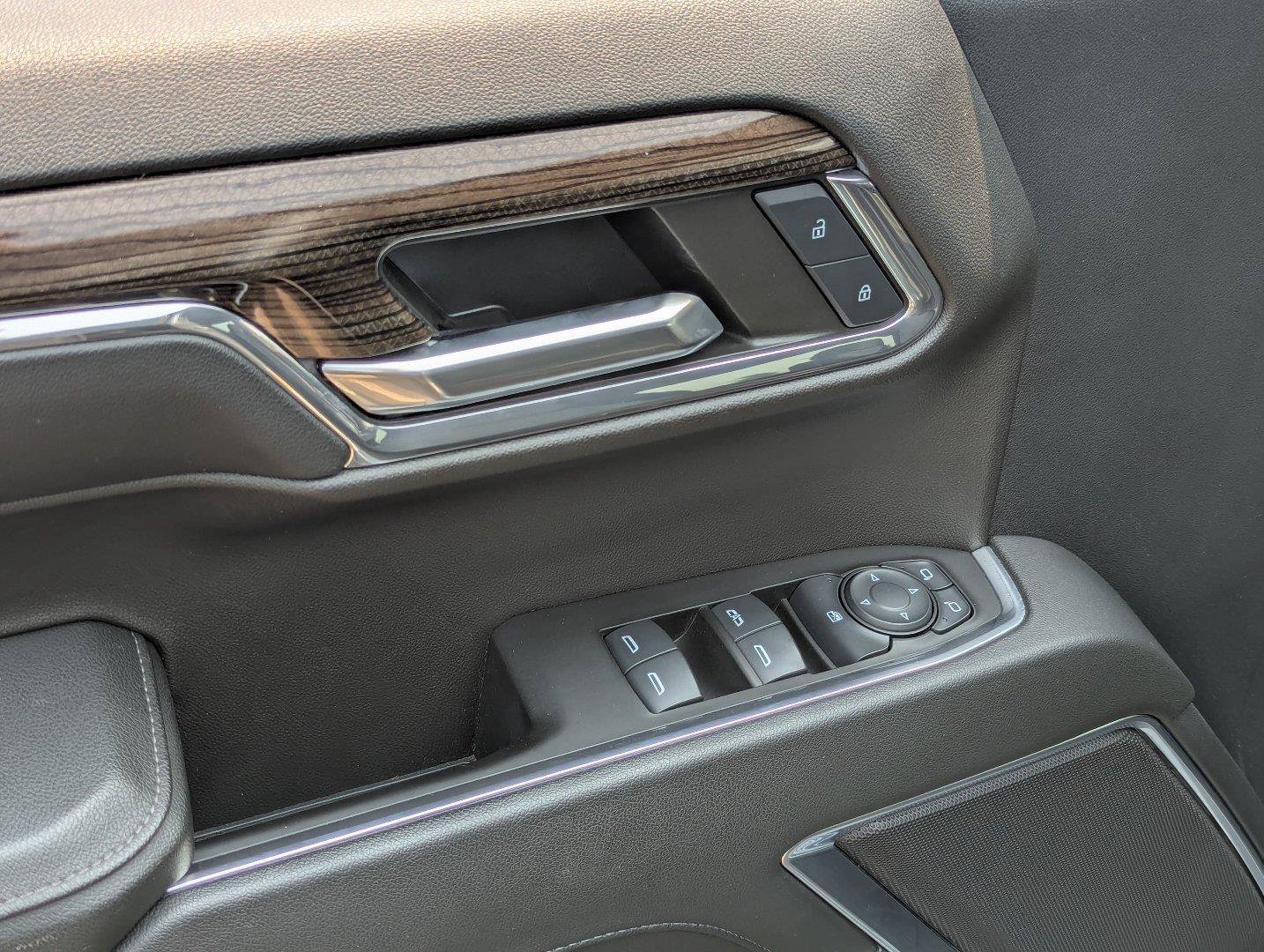 Used 2024 Chevrolet Silverado 1500 LT AWD/4WD image 11