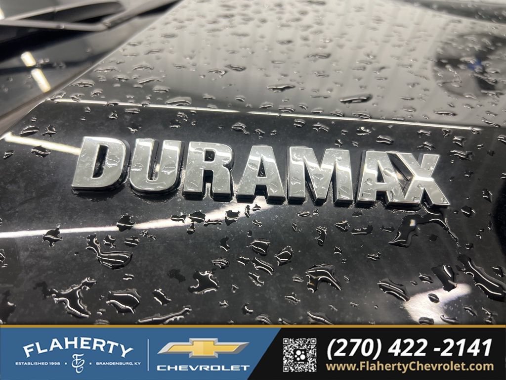 Used 2025 Chevrolet Silverado 1500 High Country AWD/4WD image 18