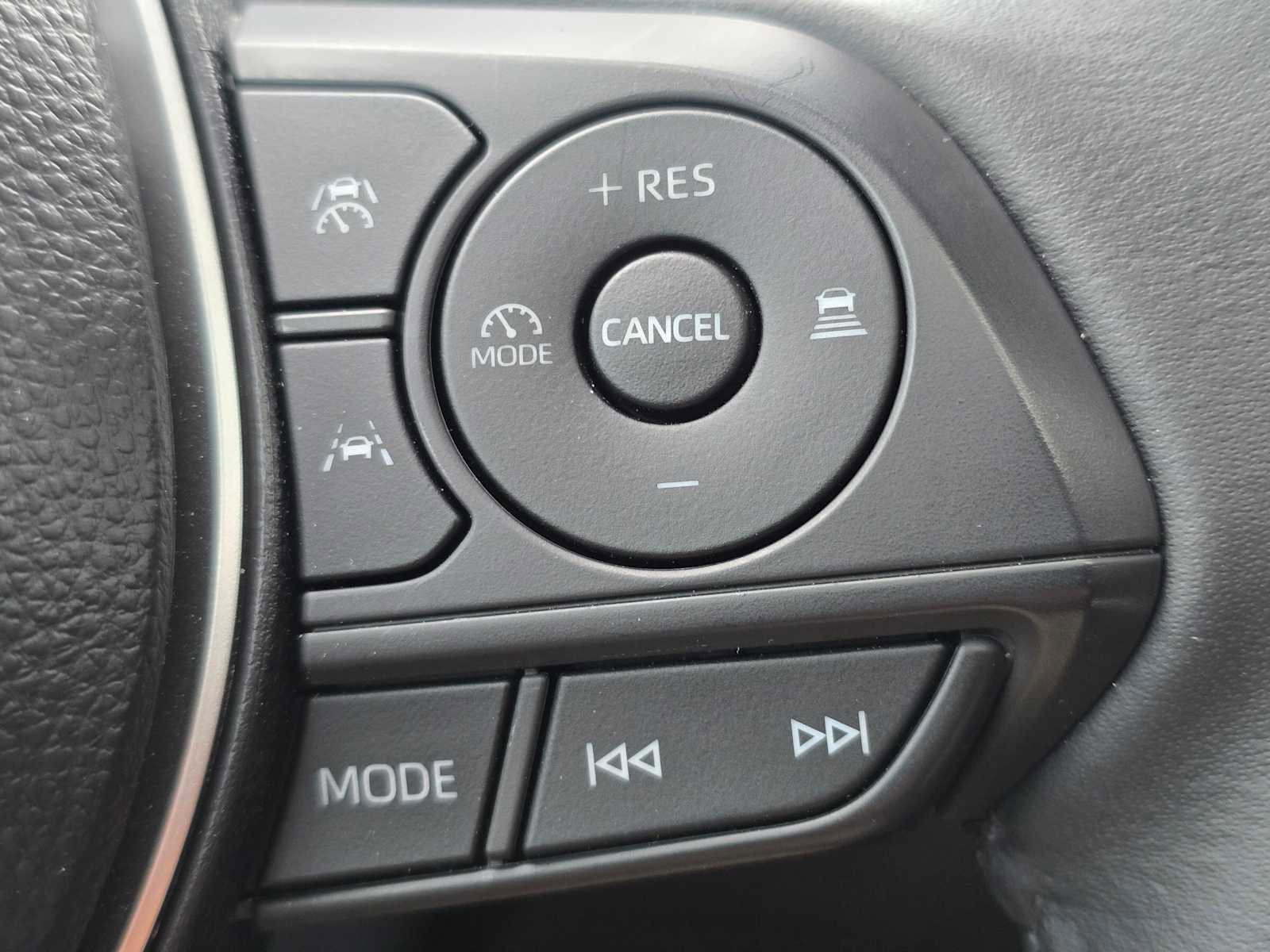 Certified 2026 Toyota Corolla Cross XLE w/ Convenience Package image 33