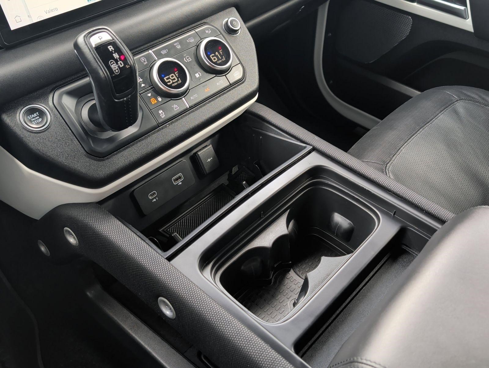 Used 2021 Land Rover Defender 110 X-Dynamic HSE image 21