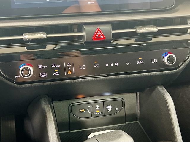 New 2026 Kia Sportage EX FWD image 15