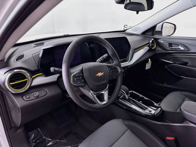 New 2026 Chevrolet Trax LT w/ Driver Confidence Package FWD image 11
