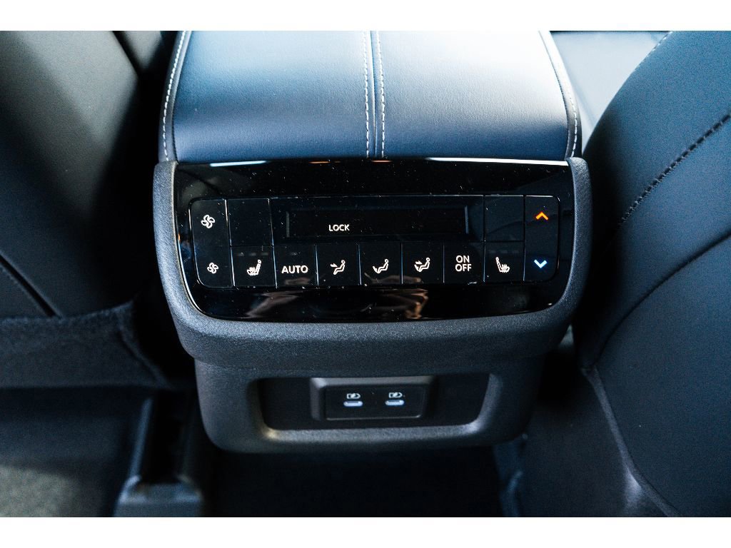 Certified 2026 INFINITI QX60 Sport w/ Dark Cargo Package image 28