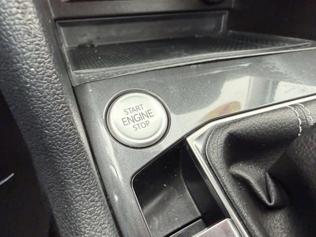 Used 2023 Volkswagen Tiguan SE image 16