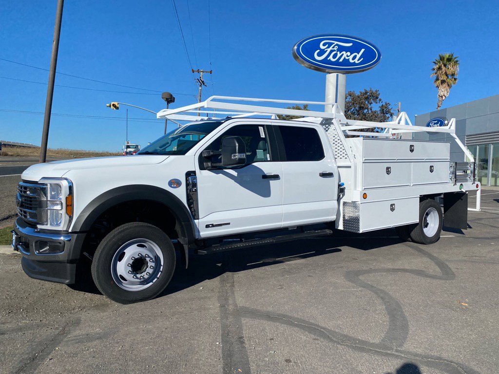 Used 2024 Ford F550 2WD Crew Cab Super Duty image 2