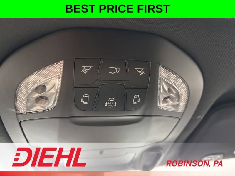 New 2026 Chrysler Pacifica Limited AWD/4WD image 39