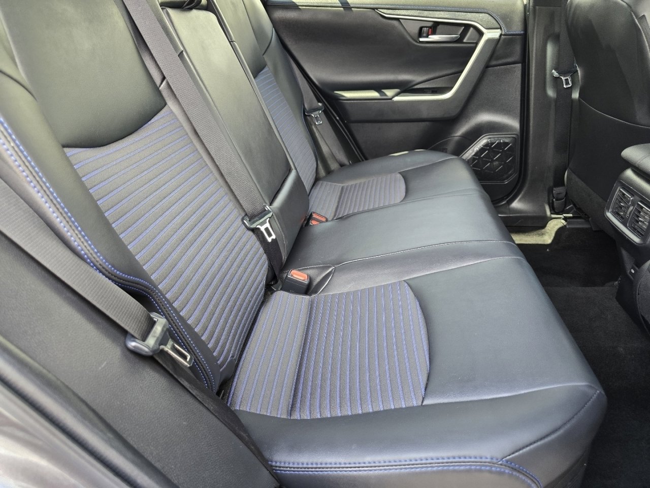 Certified 2022 Toyota RAV4 XSE AWD/4WD image 21