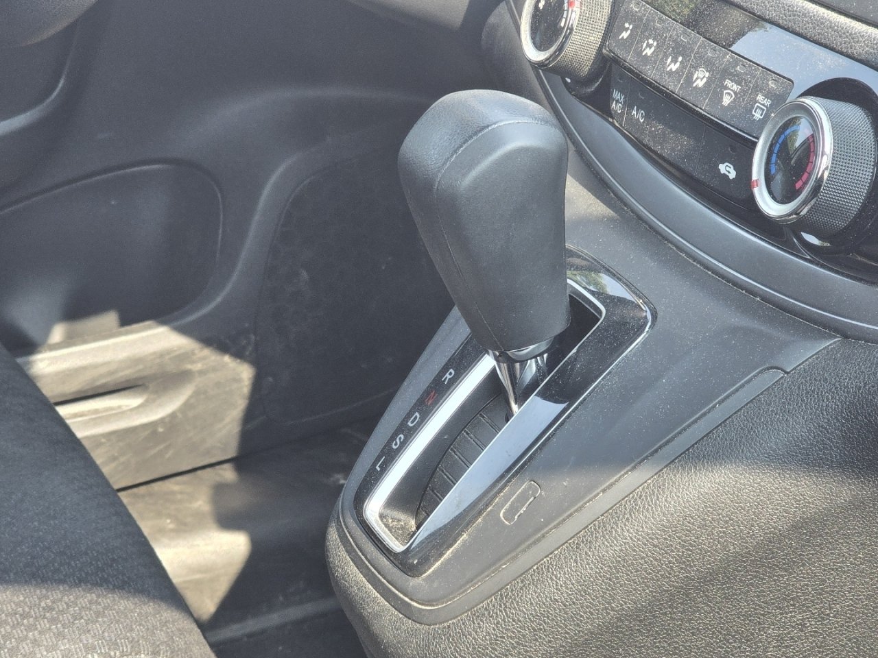 Used 2015 Honda CR-V EX image 15