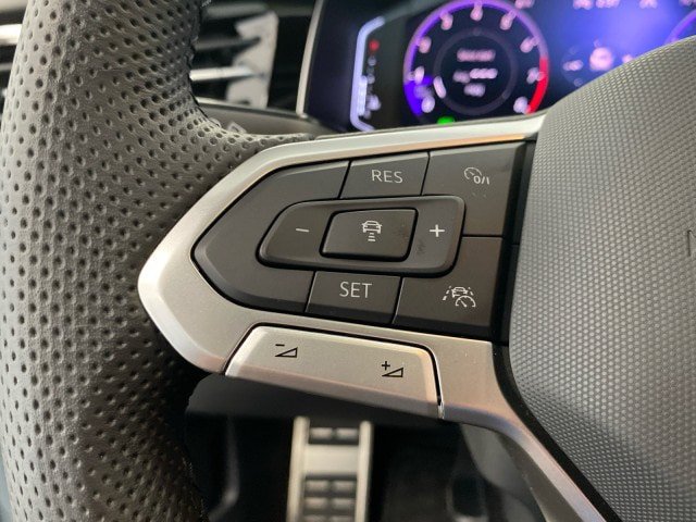 Used 2026 Volkswagen Jetta GLI Autobahn FWD image 19