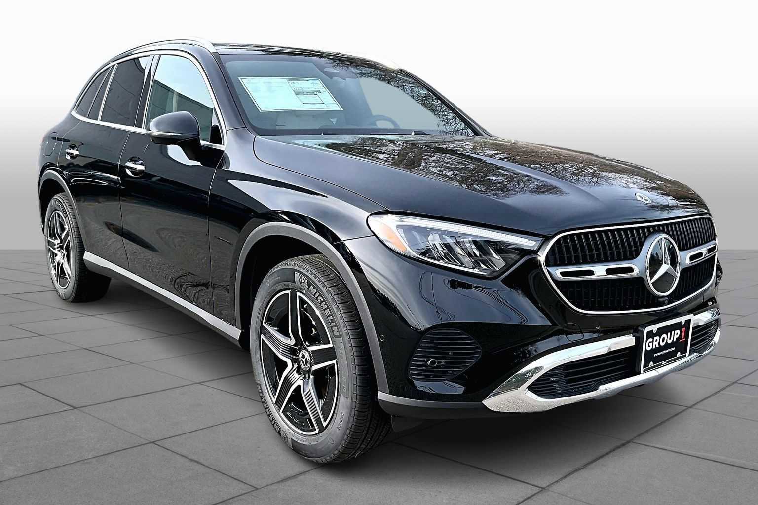 New 2026 Mercedes-Benz GLC 300 GLC 300 image 2