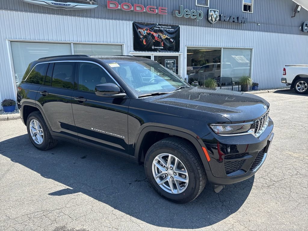New 2025 Jeep Grand Cherokee Laredo X