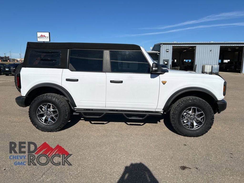 Used 2023 Ford Bronco Badlands image 4