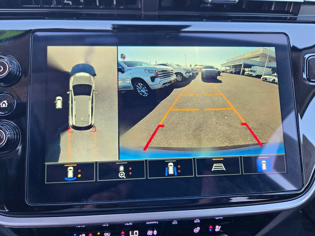 Certified 2022 Chevrolet Bolt EUV Premier w/ Sun & Sound Package FWD image 7