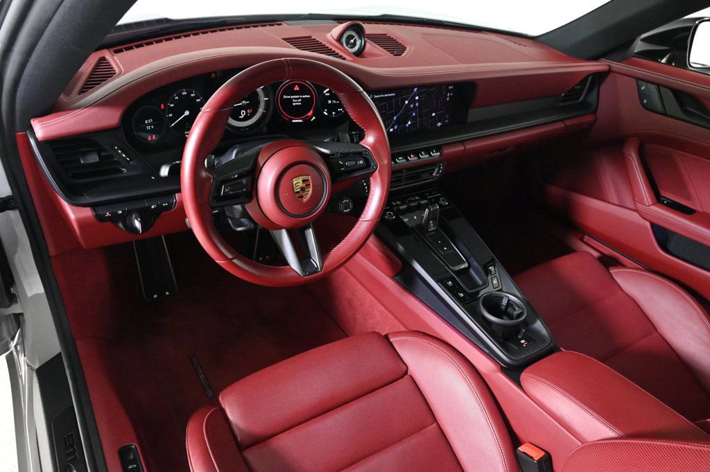 Certified 2024 Porsche 911 Carrera GTS image 4