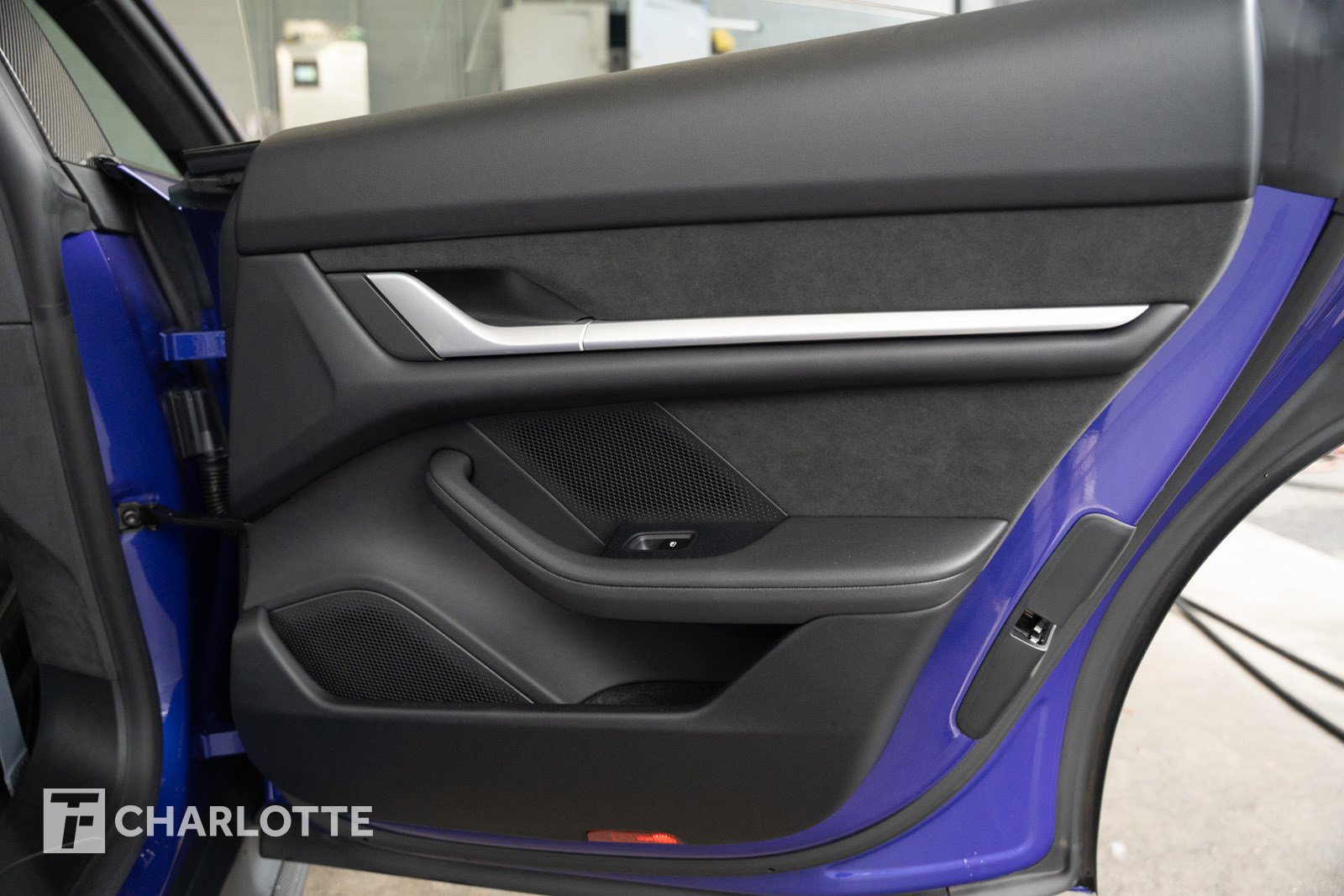 Used 2025 Porsche Taycan Turbo GT image 39