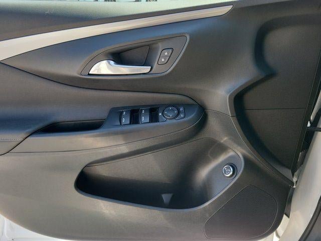 Used 2024 Buick Envista Sport Touring FWD image 17