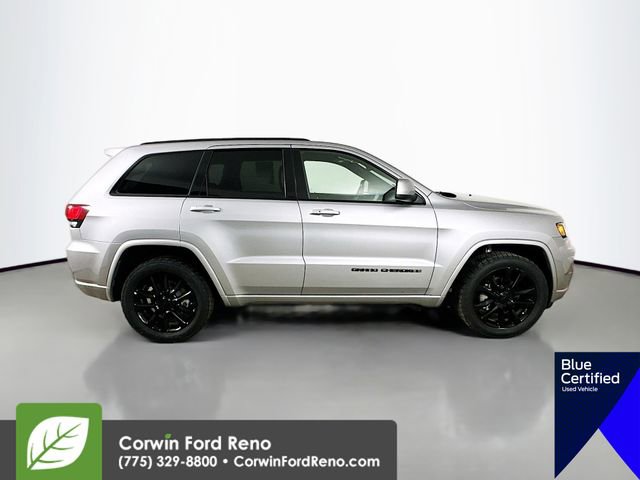 Used 2020 Jeep Grand Cherokee Altitude AWD/4WD image 10