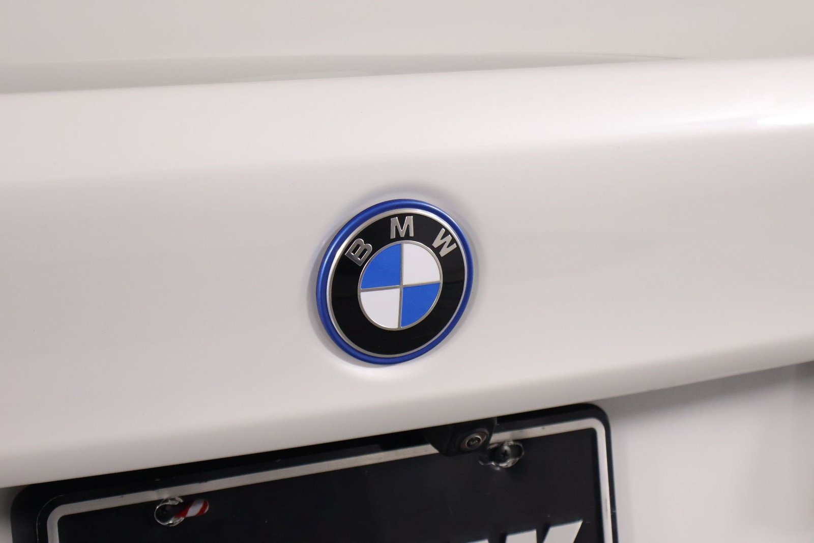 Used 2023 BMW 530e w/ Convenience Package RWD image 19