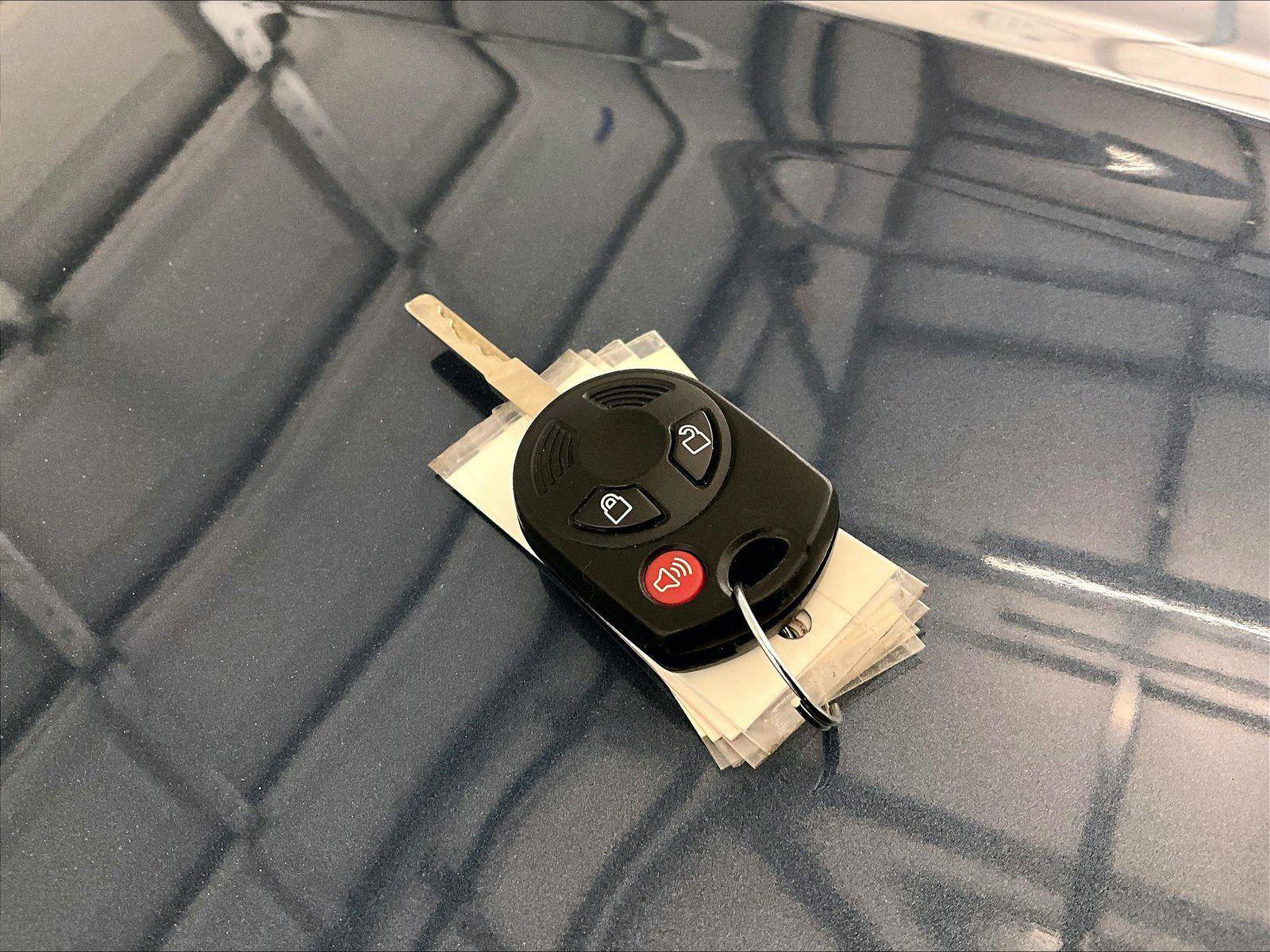 Used 2018 Ford Escape SE image 9