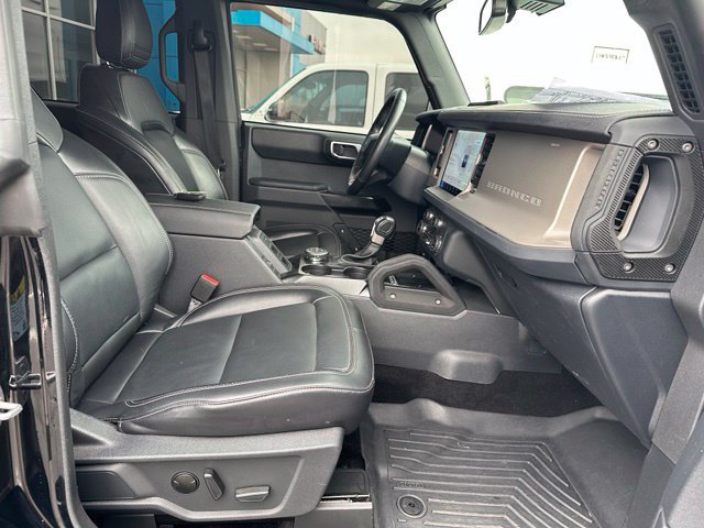 Used 2025 Ford Bronco Outer Banks w/ Sasquatch Package AWD/4WD image 21