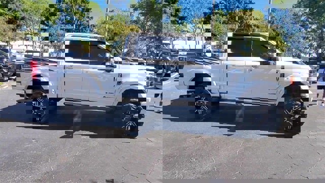 Used 2019 Ford F250 Platinum w/ Platinum Ultimate Package image 45