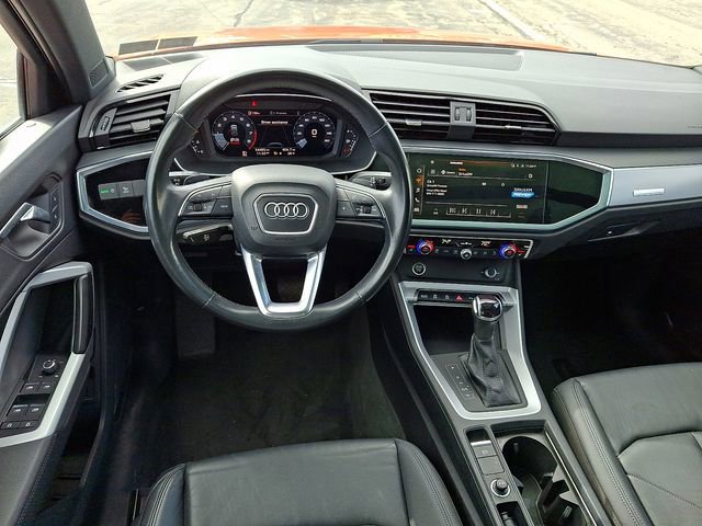 Used 2023 Audi Q3 2.0T Premium image 12