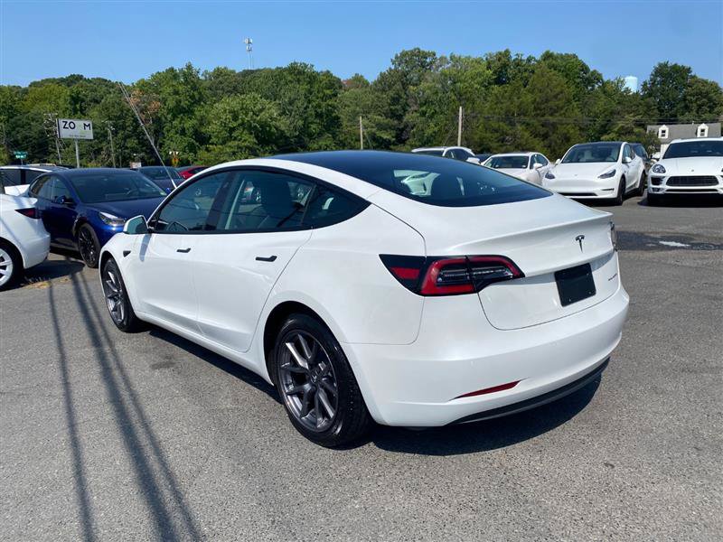 Used 2023 Tesla Model 3 Standard Range RWD image 3