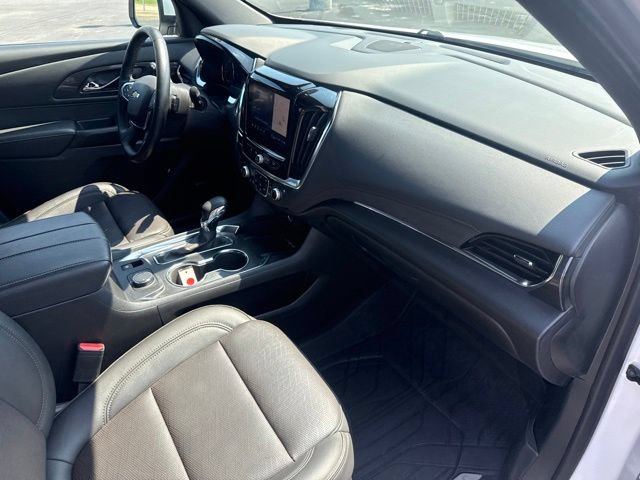 Used 2023 Chevrolet Traverse High Country w/ LPO, Floor Liner Package FWD image 15
