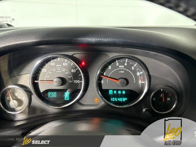 Used 2017 Jeep Wrangler Unlimited Sahara w/ Connectivity Group image 14