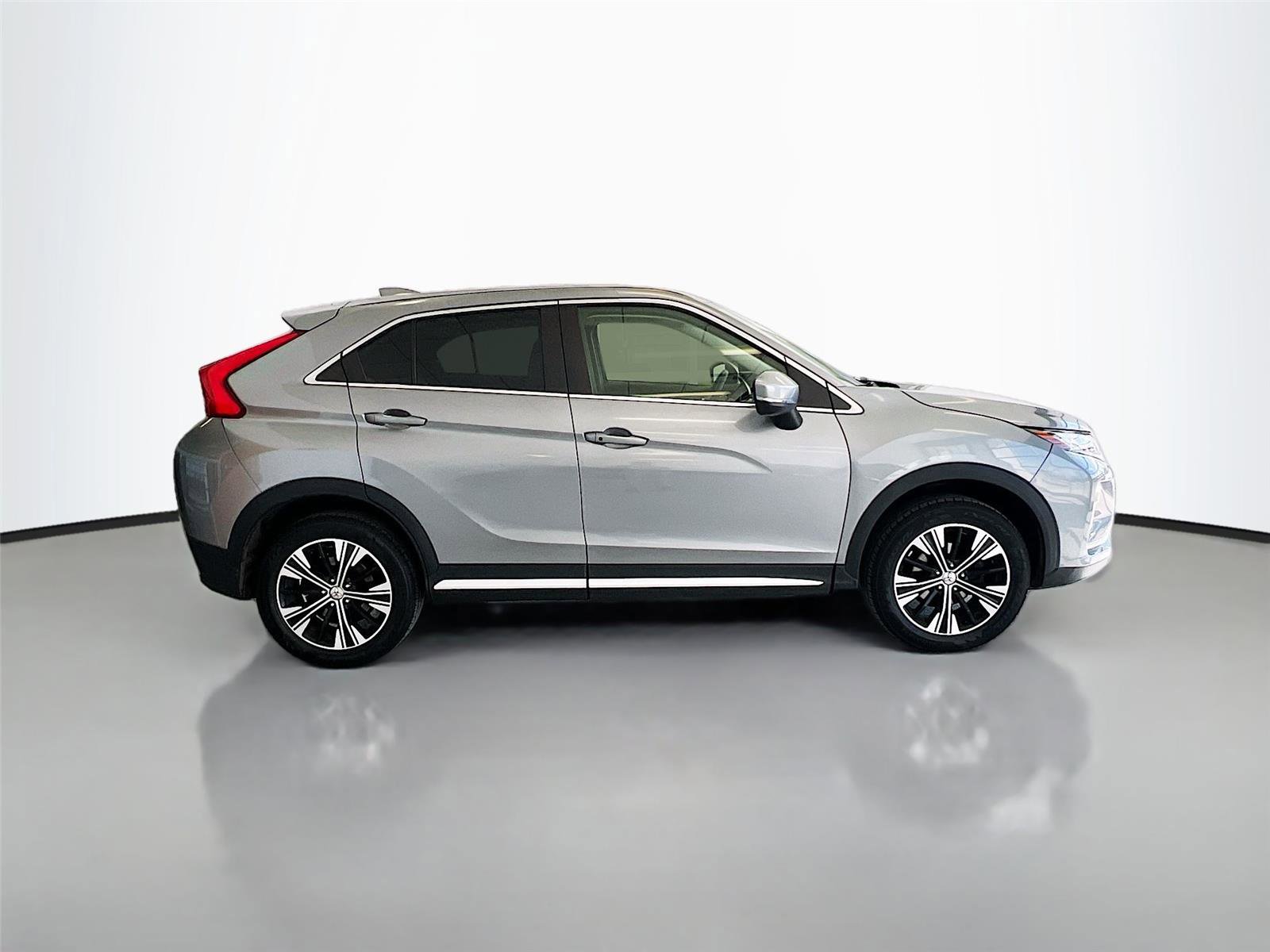 Used 2019 Mitsubishi Eclipse Cross SE AWD/4WD image 16