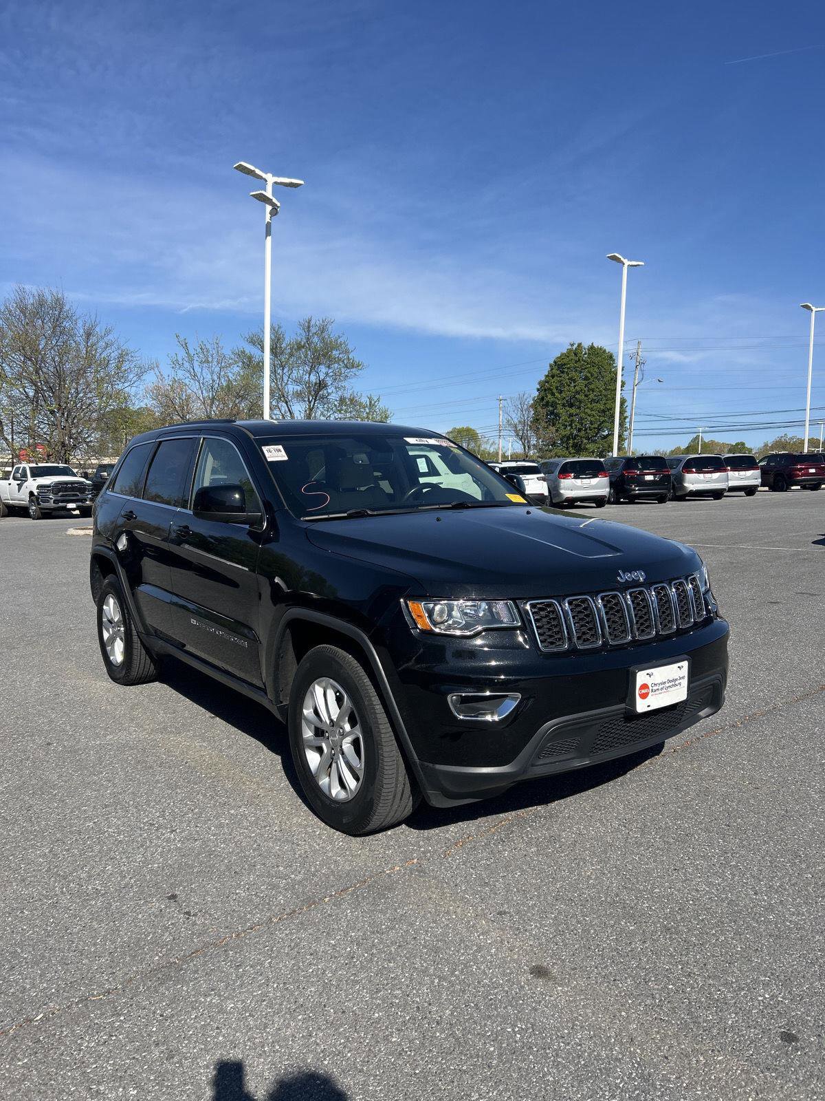 Used 2022 Jeep Grand Cherokee Laredo E w/ Security & Convenience Group image 1