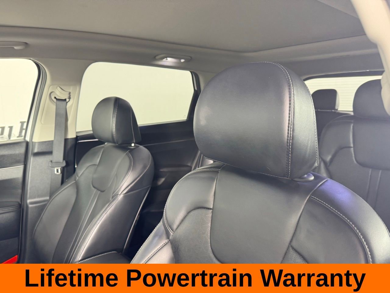 Used 2023 Kia Sorento EX w/ Panoramic Sunroof Package image 10